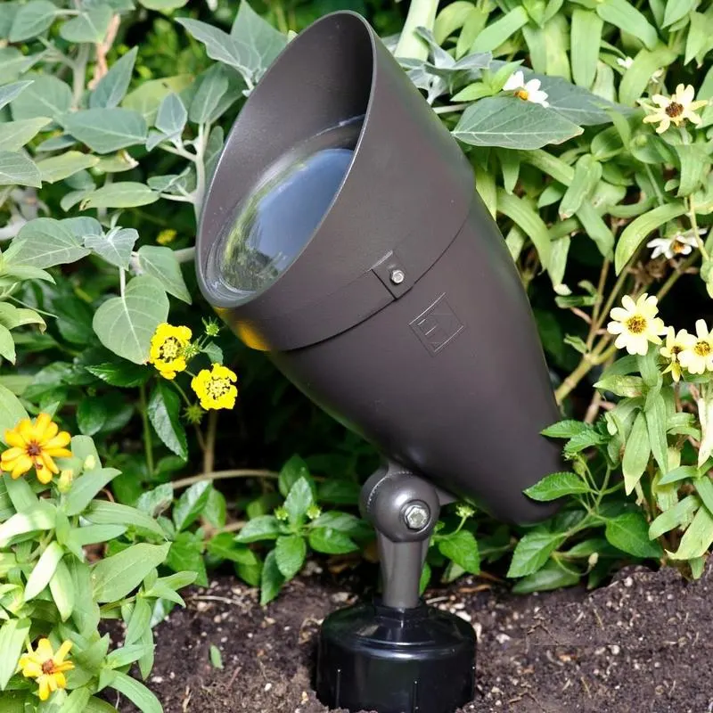 Moon Visions Lighting R40 22-watt Cool LED Bronze Uplight (22W12VDTMBZCW40)