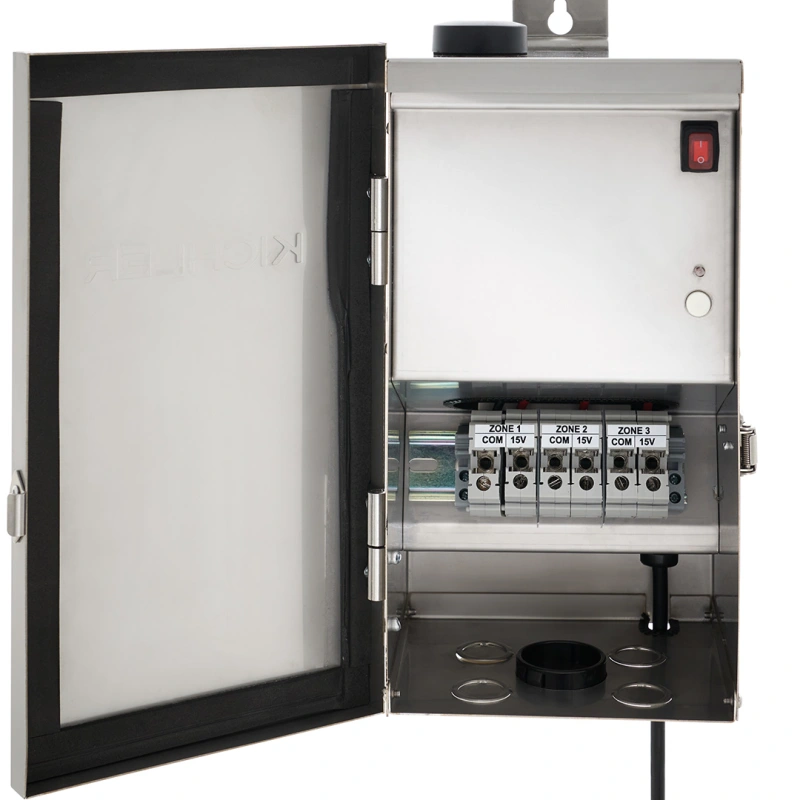 Kichler 300W Smart Control Stainless Steel Transformer, 3 Zones (15SCT300SS)